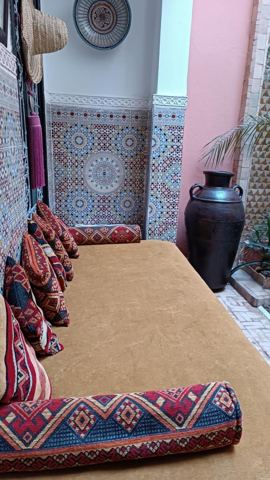 Riad Hugo Marrakesh Rom bilde